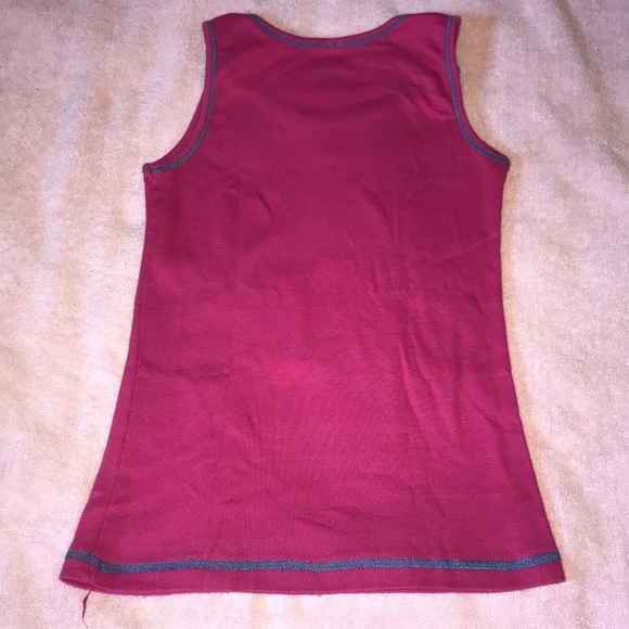 3 Tank Tops - Picture 5 of 7
